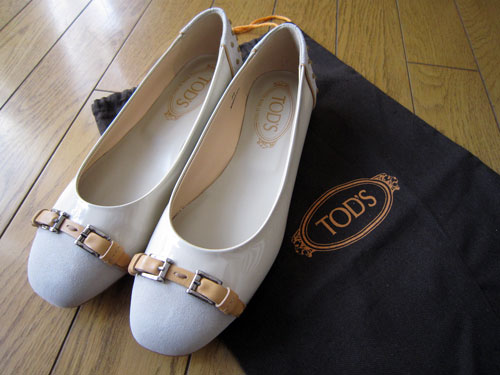 【GIFT】TOD’S（トッズ）／Ballerina with Bow shoes（バレリーナ・シューズ）